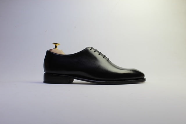 Thackeray One-Cut Black