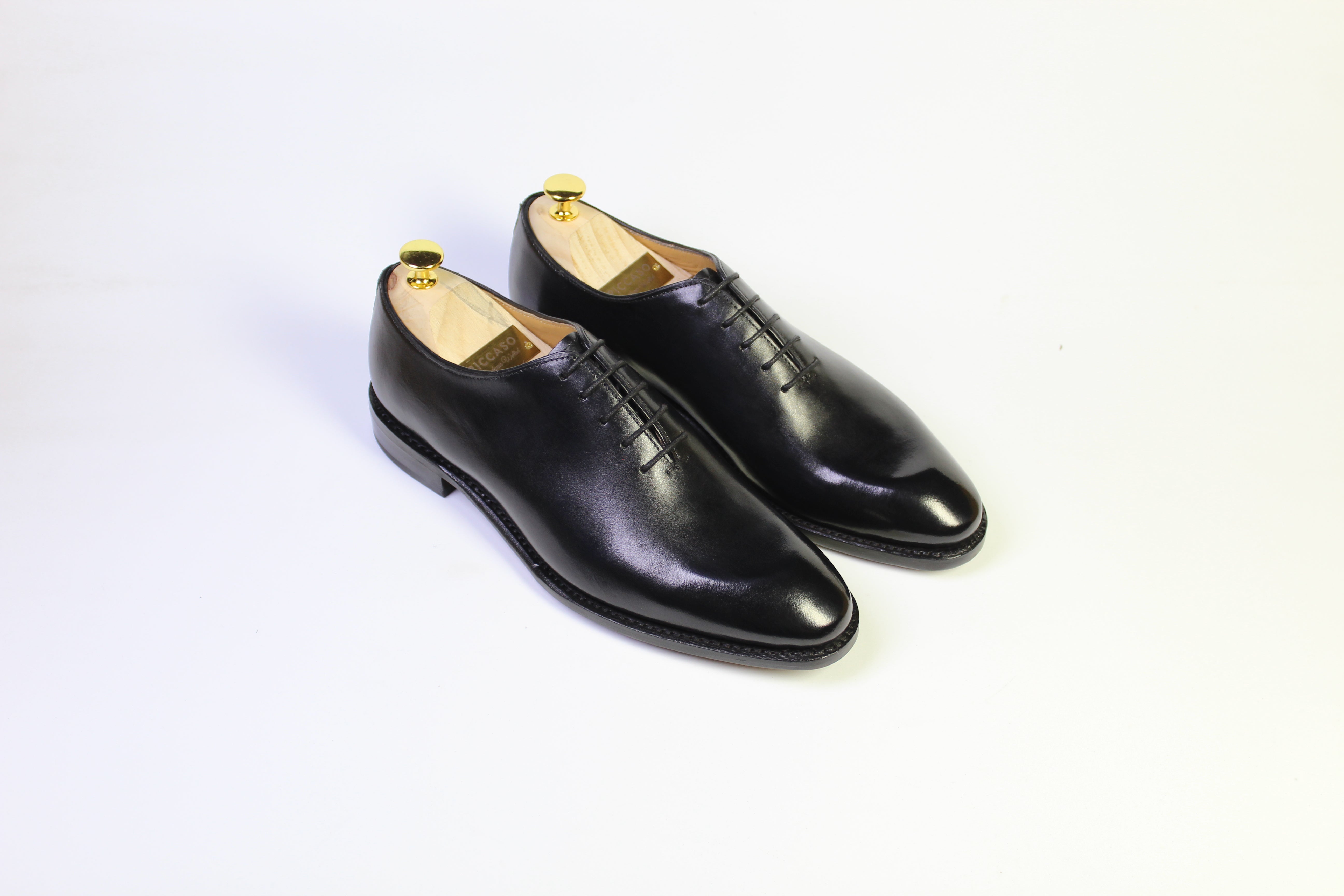 Thackeray One-Cut Black